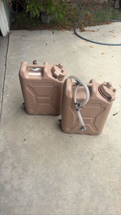 WATER TANK - 5 Gal - w/Quick Connect