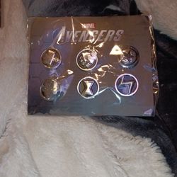 MARVEL AVENGERS BUTTONS