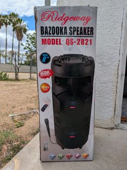 Speaker with mic