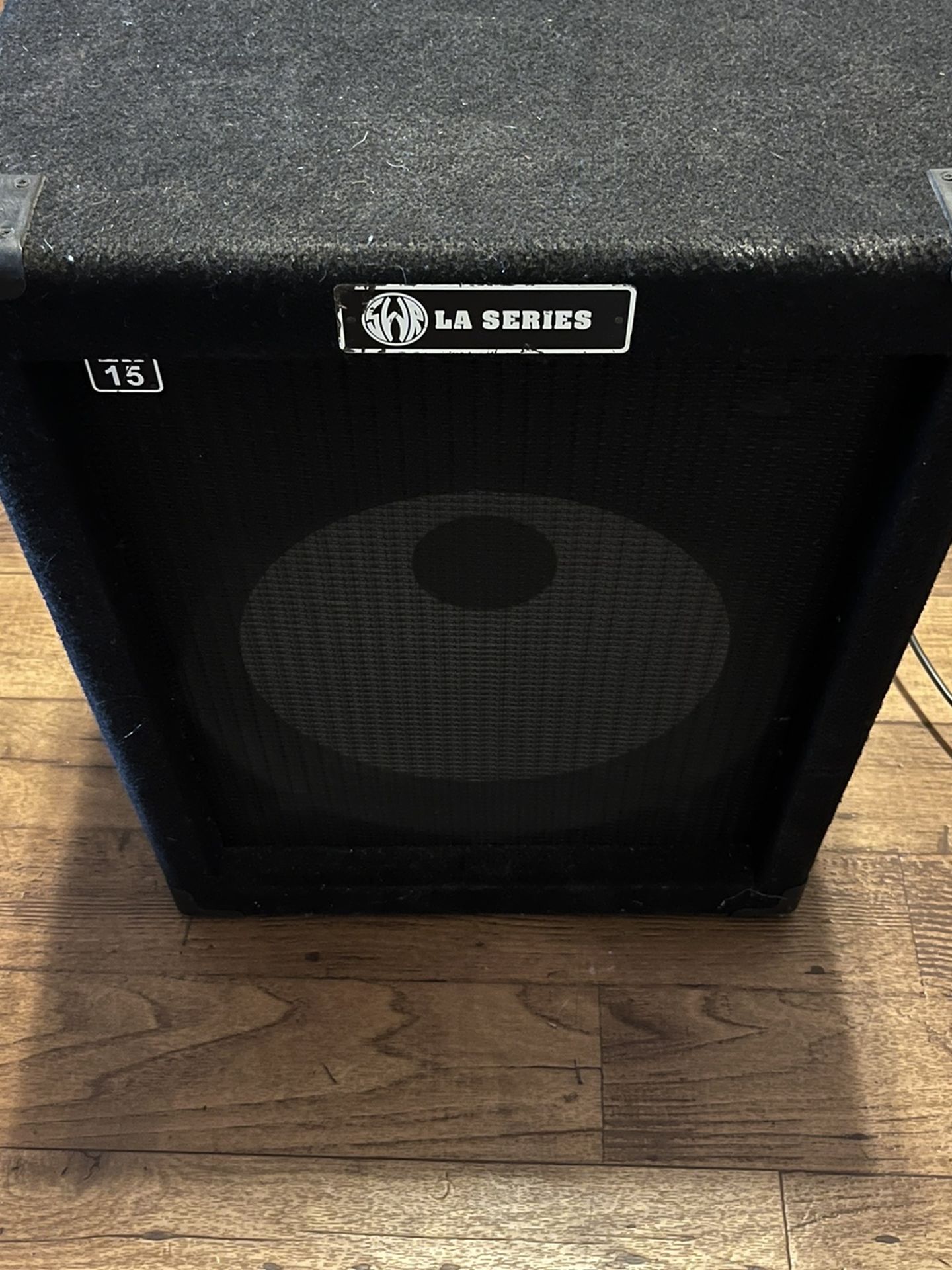 SWR LA Series LA15 Bass Guitar Amp 15in Speaker