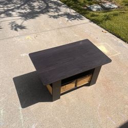Coffee Table With Pull Out Drawers 