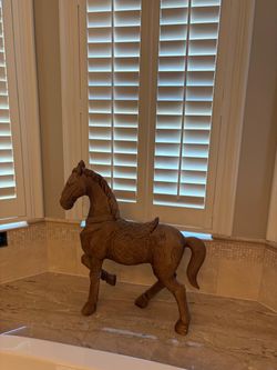 Decorative Horse Figurine Statue
