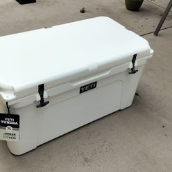 YETI 75 COOLER