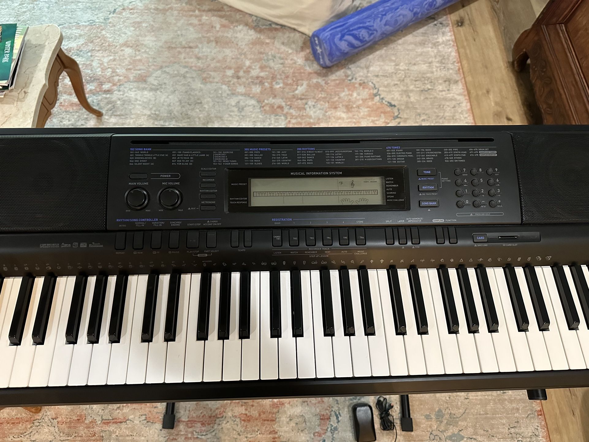Casio WK 500 -76 Key Electronic Keyboard for Sale in Melbourne, FL
