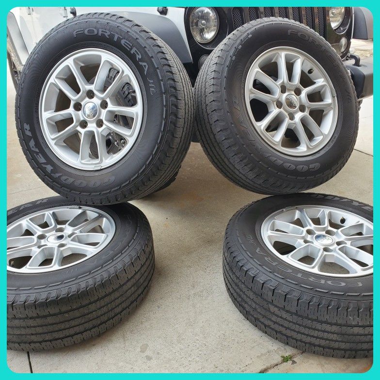 (4) OE / OEM Factory Stock Mopar Wheels / Rims | 17 " 5x5 5x127 | Fits Jeep Grand Cherokee 2011-2020 & Dodge Durango 2011-2020 (TIRES ARE NO GOOD)