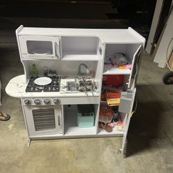 Kids Play Kitchen