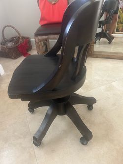 Restoration hardware desk chair