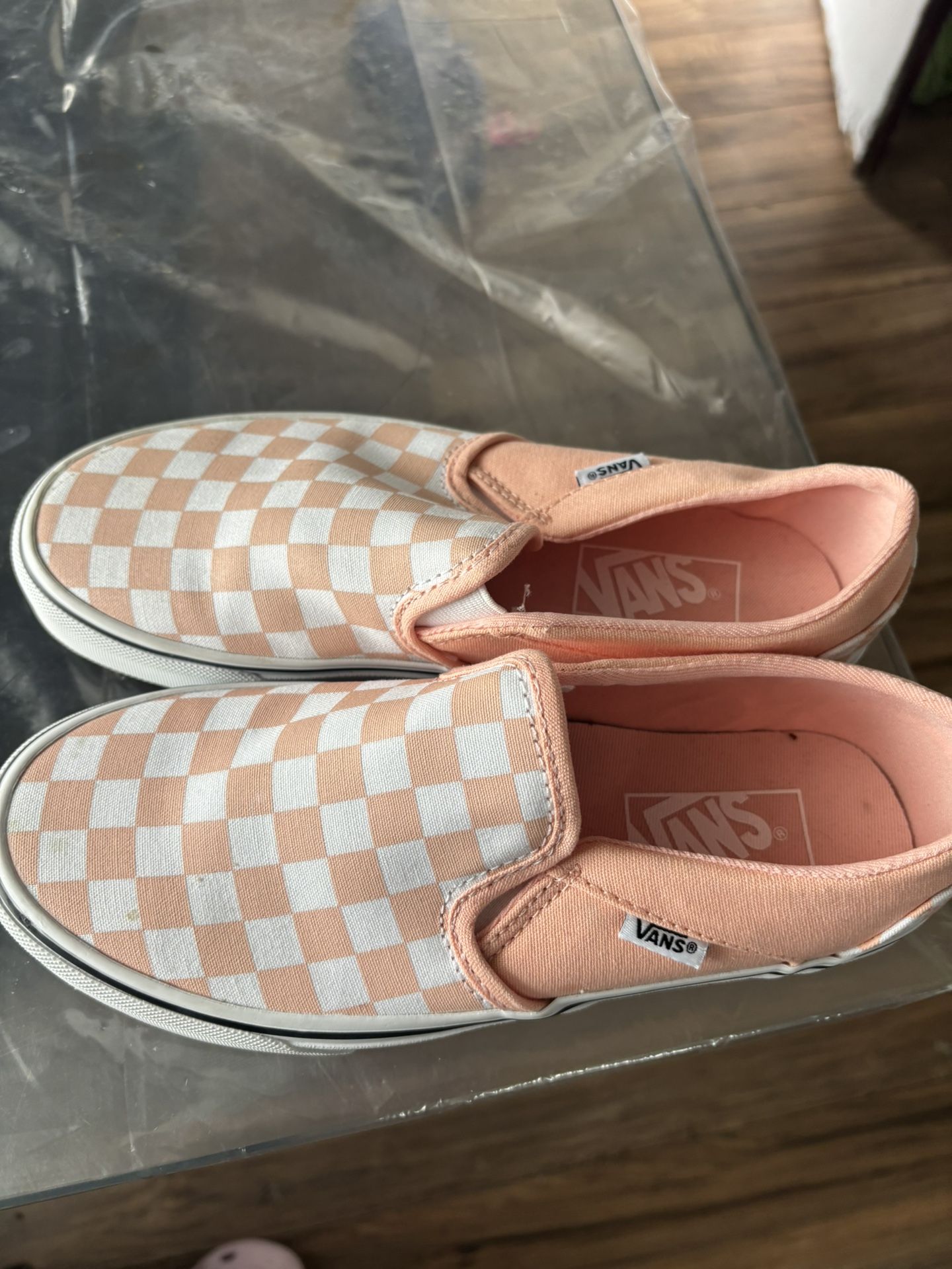 Vans 