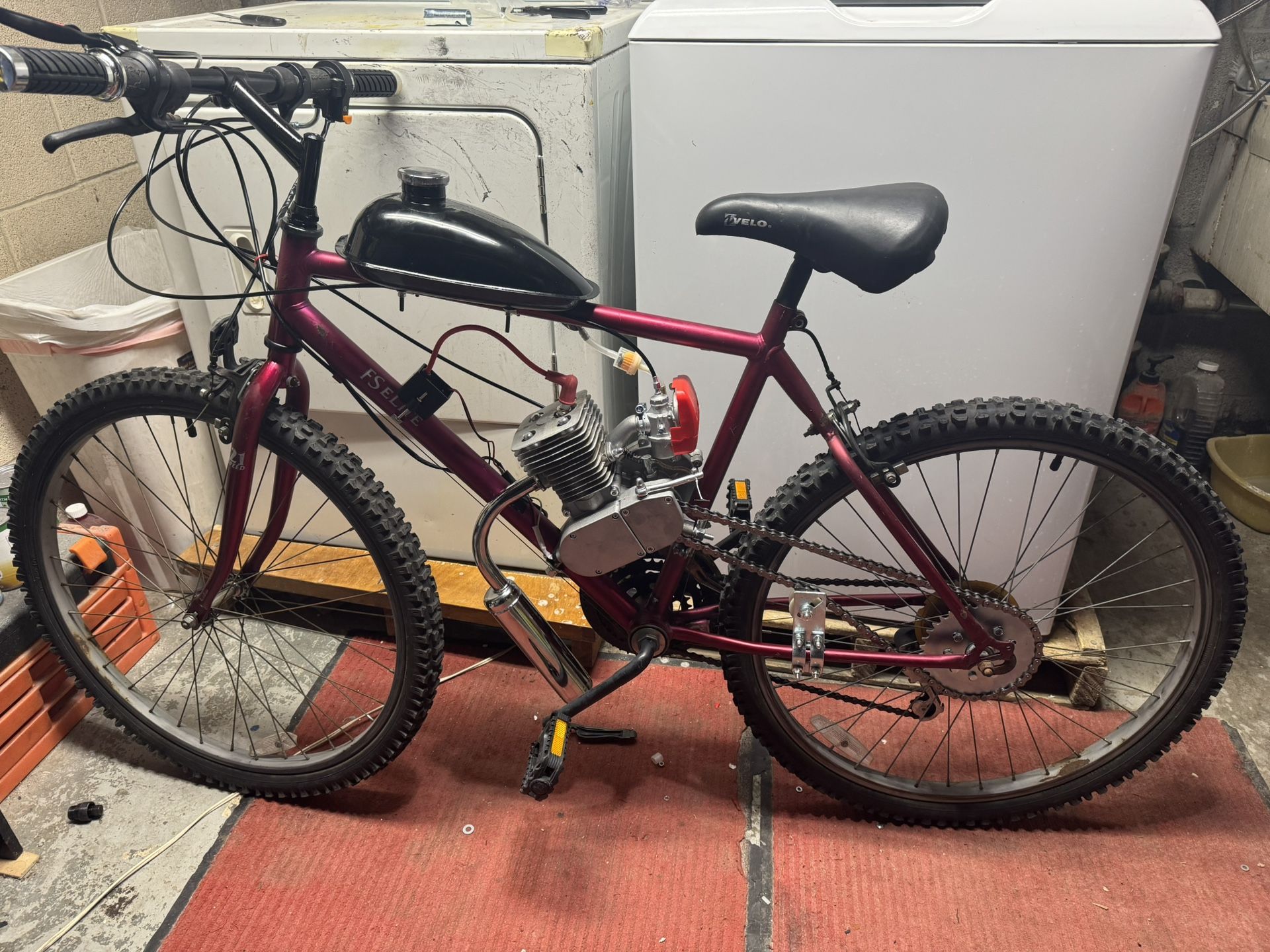 Brand new 100cc 2 stroke 26” motorized bicycle
