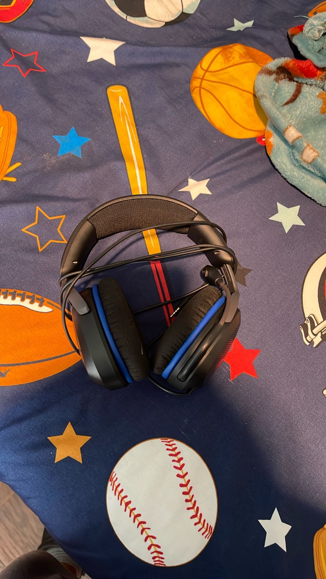 Black And Blue Gaming Head Set