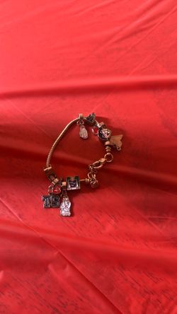 taylor swift braclet
