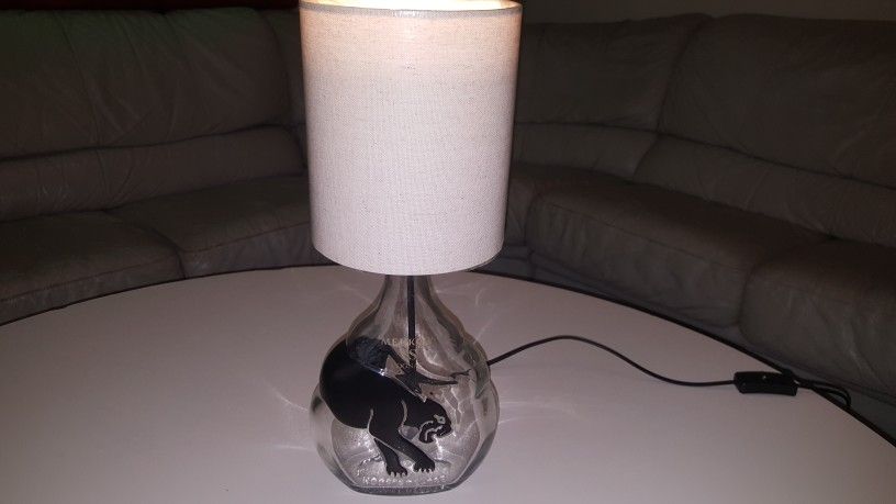 Meukow LAMP