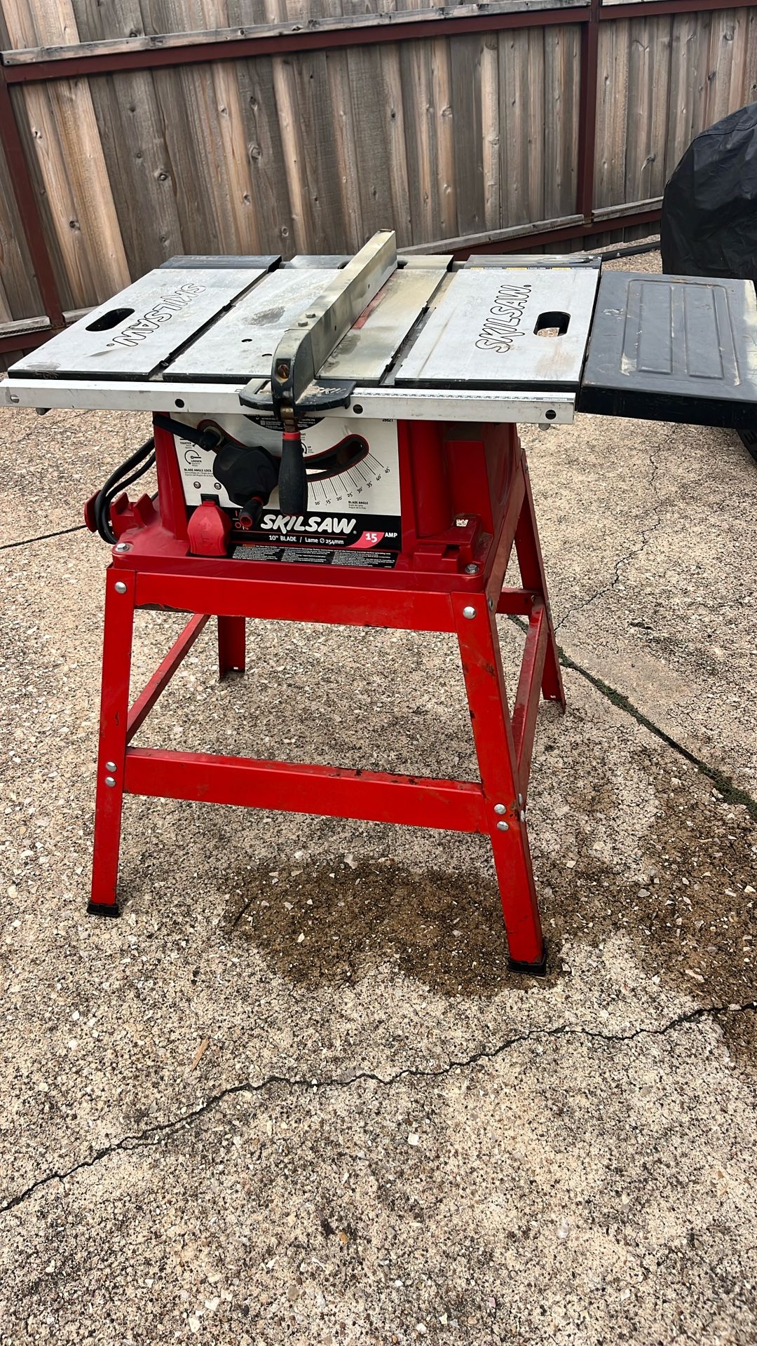 Table saw