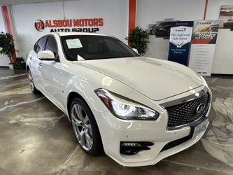 2015 INFINITI Q70