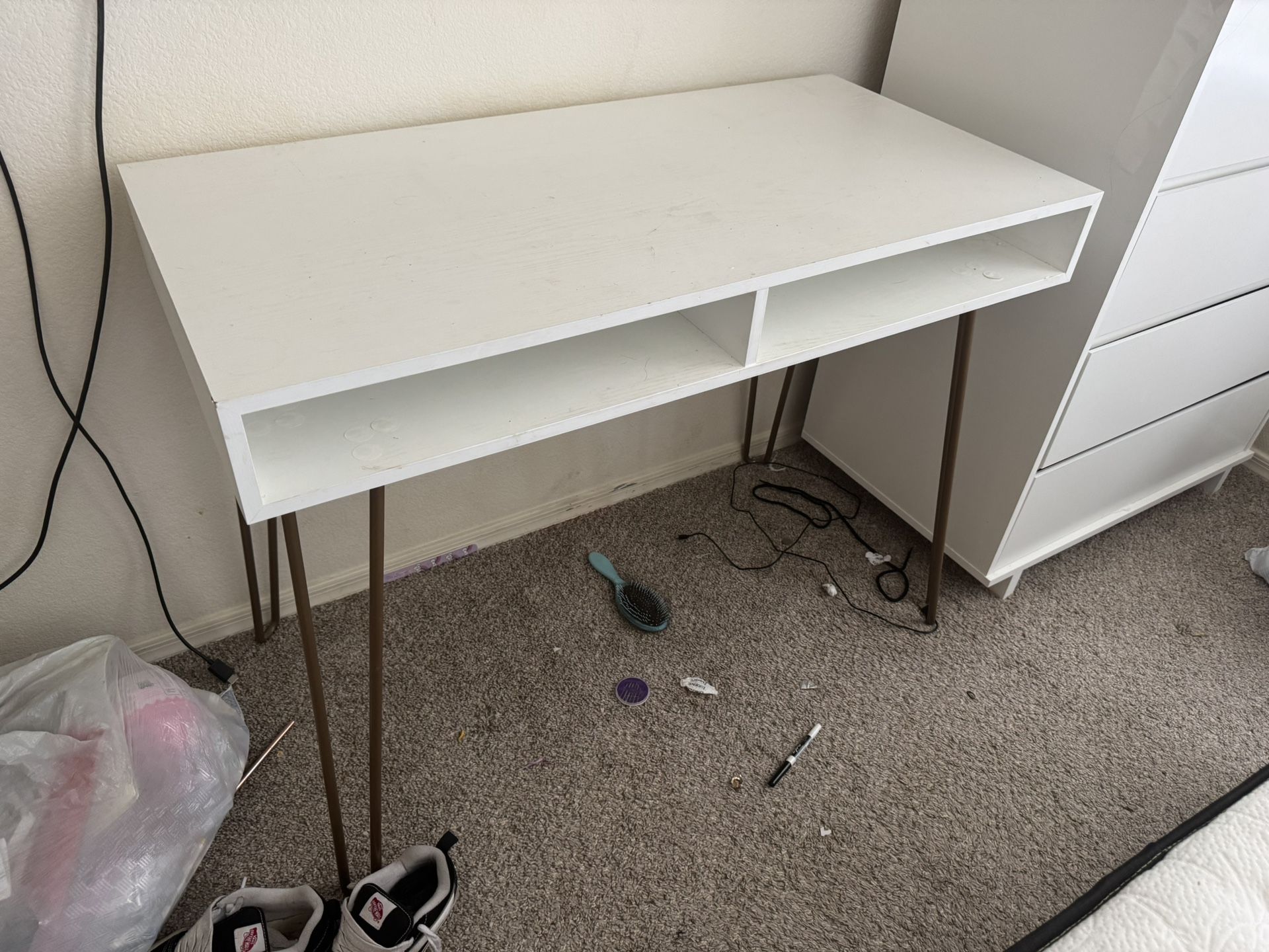 Desk And Mirror