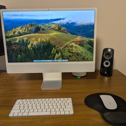 Apple iMac 24” M3 – Silver – 8GB / 256GB – Like New – Keyboard & Mouse Included