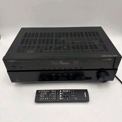 Vintage Yamaha RX-V375 5.1 Channel HDMI AV Receiver w/ Remote Bundle - Excellent Tested....asking $80.00