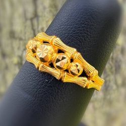 Vintage Jewelry 22k solid yellow gold bamboo ring size 5.75