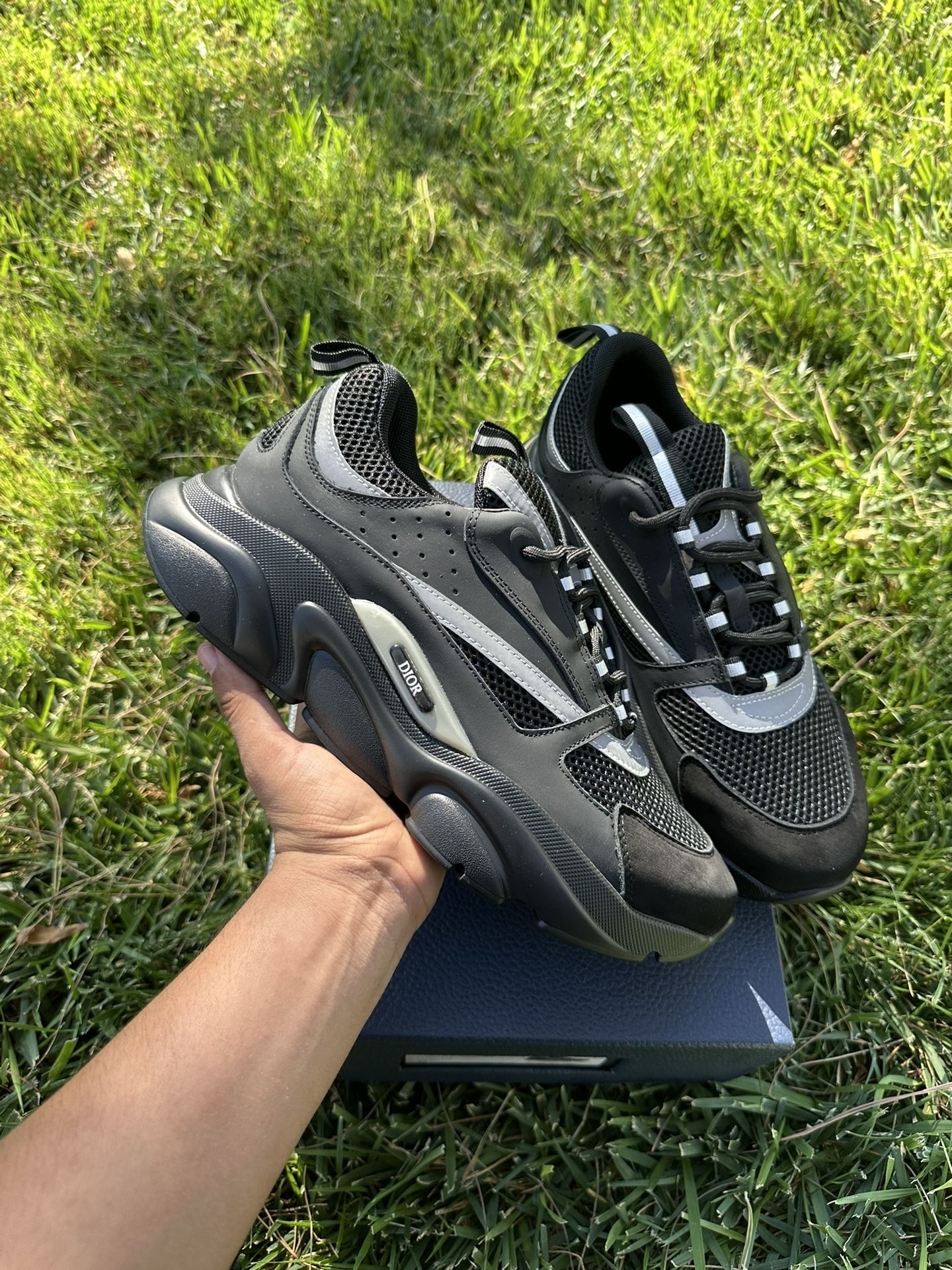 White Dior B22s B22 Black Dior Dior B22 ディオール インボイス付属 