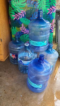 6  galones para agua $50$