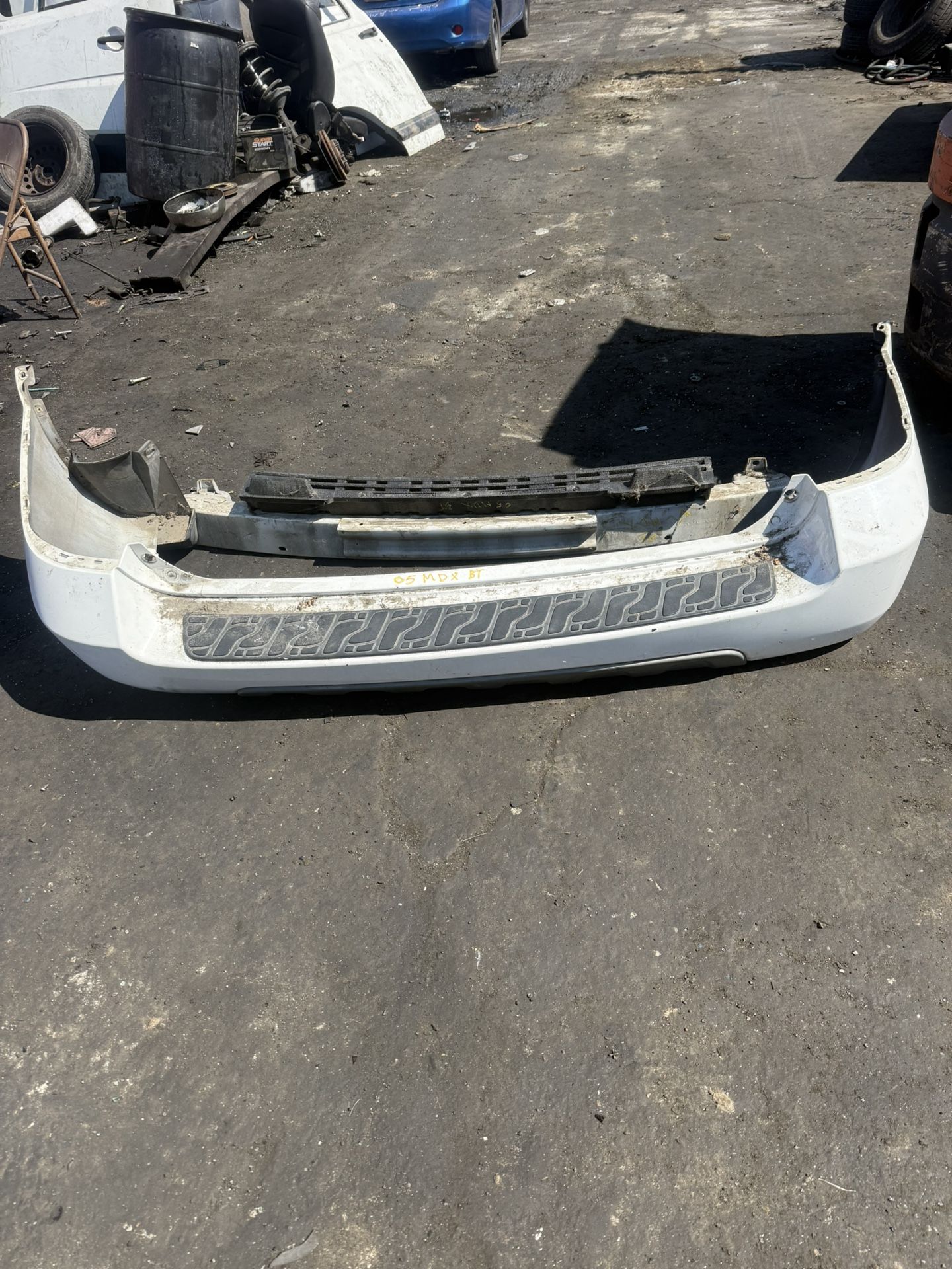 2005 Acura MDX Rear bumper White color $250
