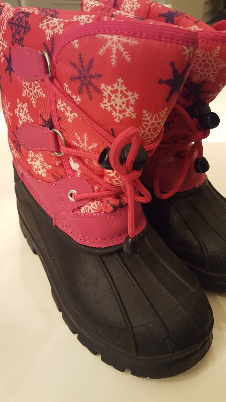 Girls Snow Boots Size 4
