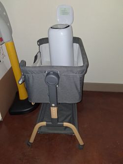 Baby Bed w/Diaper Genie ***STEAL MUST SEE***