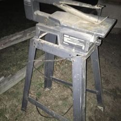 Nice craftsman table saw works great only $50 firm
