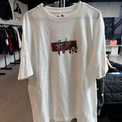 UNIQLO UT Capcom 40th Anniversary Final Fight T shirt size xl