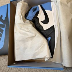 Nike Jordan 1 Retro High OG Carolina Sz 12