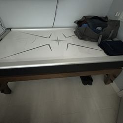 Air Hockey Table