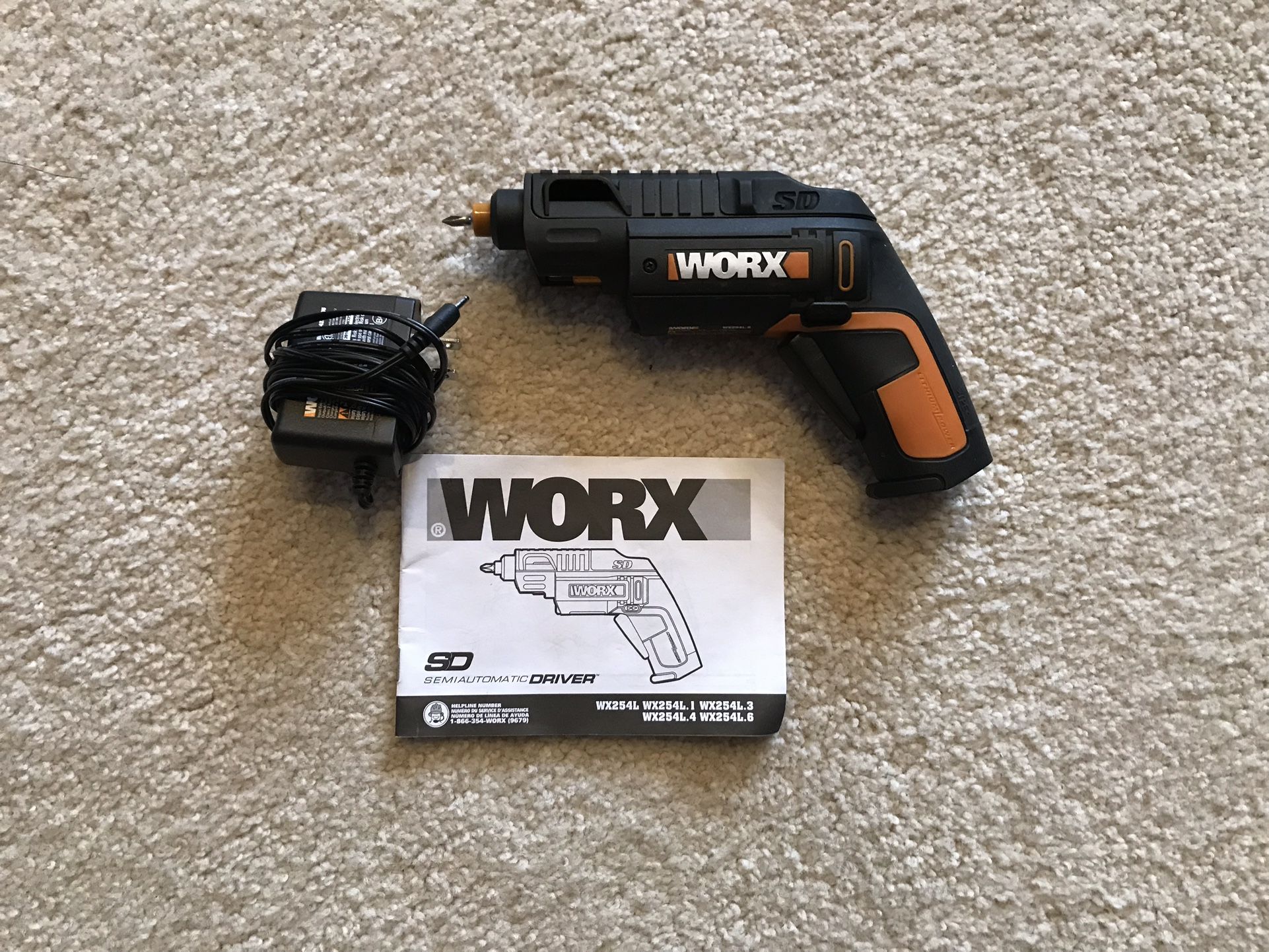 WORX Cordless semiautomatic driver
