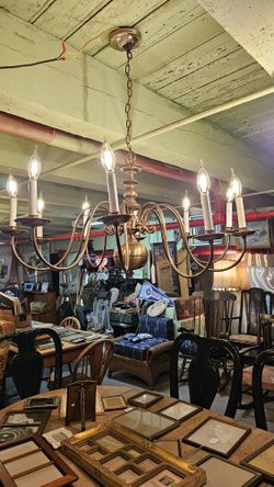 VINTAGE BRASS 10 BULB CHANDELIER 