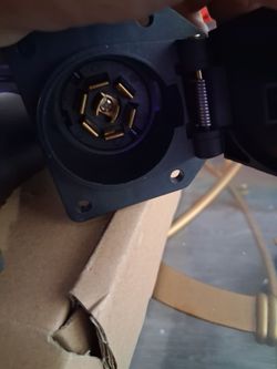 7 way trailer splitter adapter & hitch pin lock