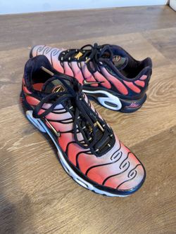Nike Air Max Plus “sisterhood” Purple Pulse Gold Women’s Size 9