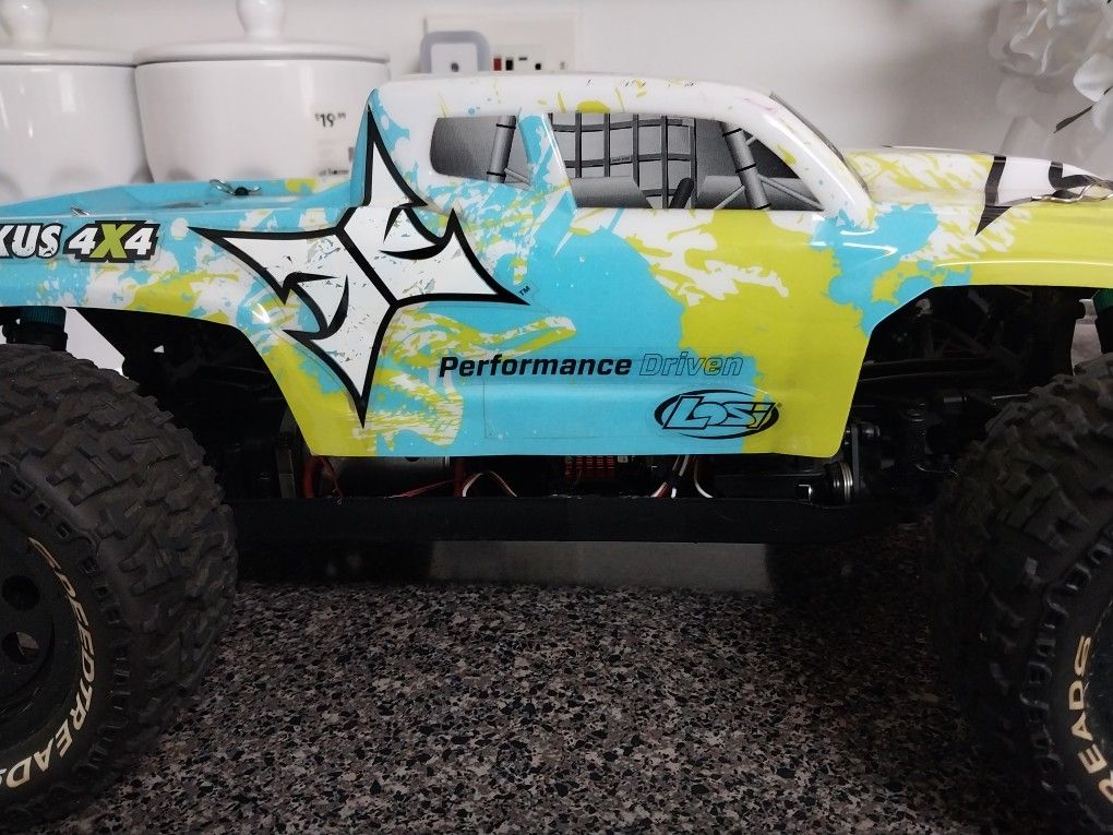 Ecx RUCKUS 4X4 ( LOSI , ARRMA ) for Sale in Lombard, IL - OfferUp