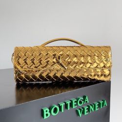 Andiamo Leather Intrecciato Long Clutch Bag          31 x 13 x 3 cm