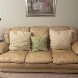 Matching Leather Couch And Loveseat 