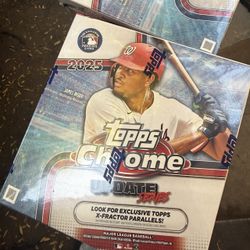Topps Chrome MLB Mega Box Trading Cards 