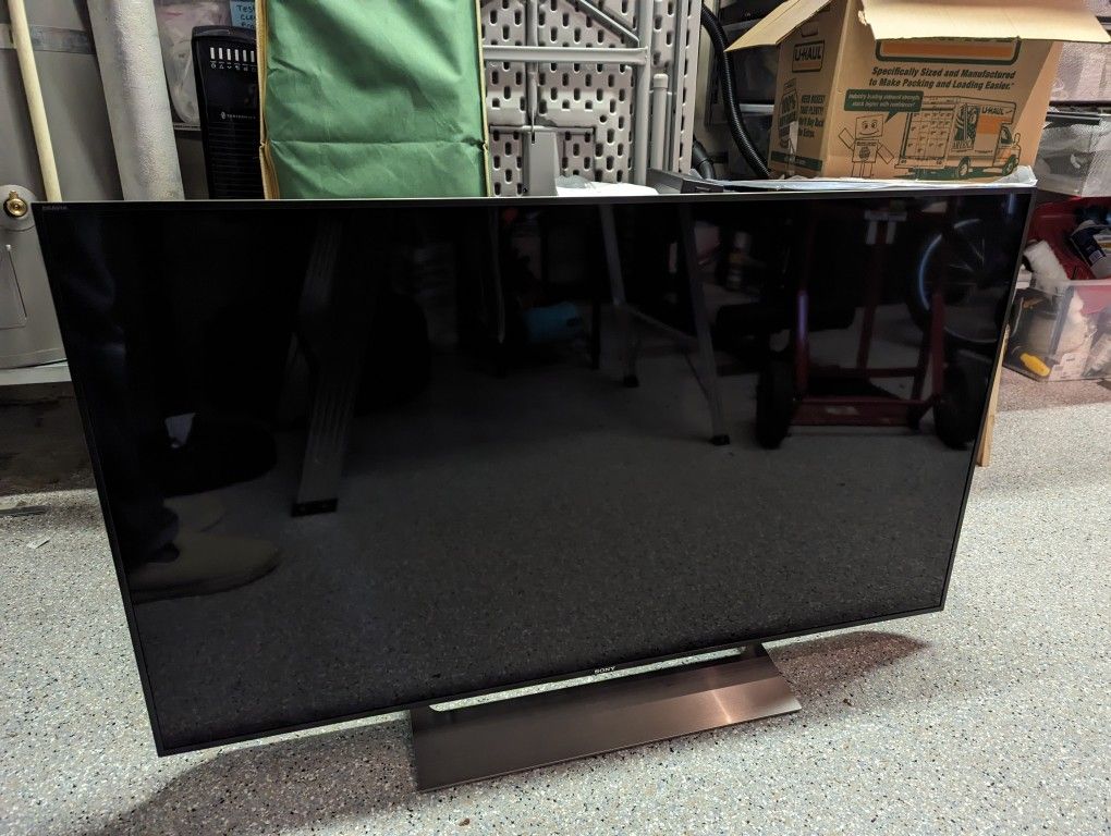 49" 4K Smart TV Sony XBR49X900E for Sale in Seattle, WA OfferUp