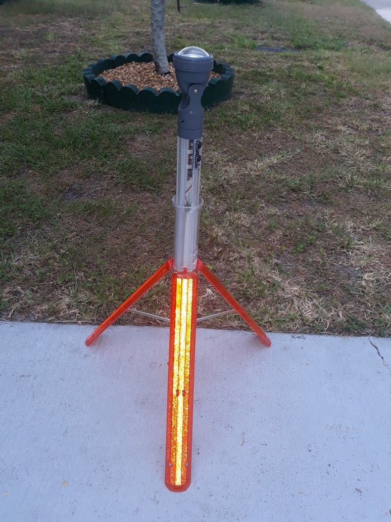 Portable Multi-Functional Emergency Light