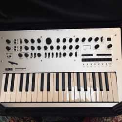 Korg Minilogue