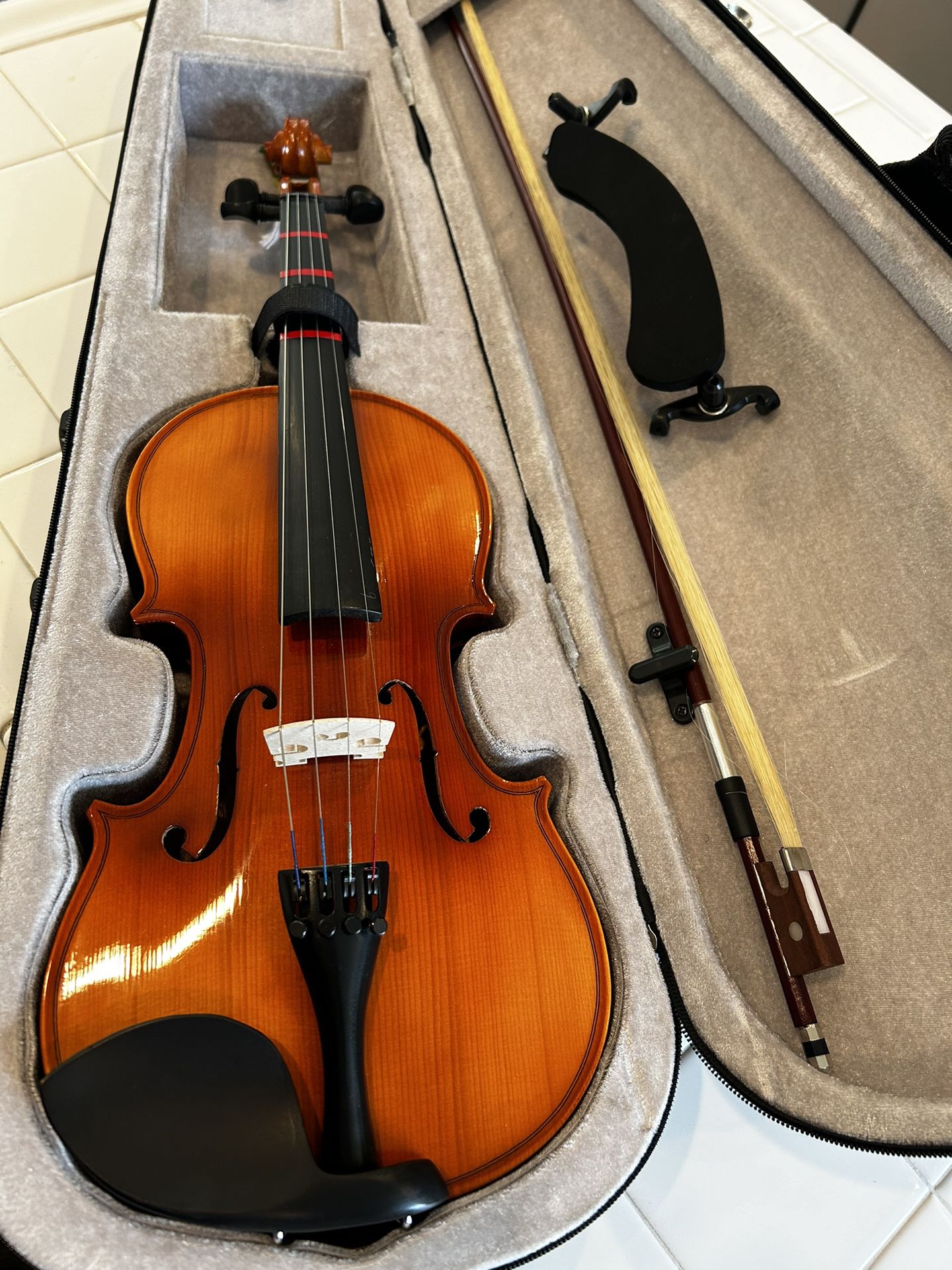 4/4 Violin Excellent condition