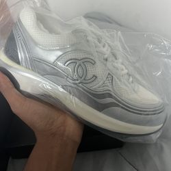 Men’s Chanel Runner Shoe 
