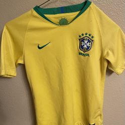 Brazil Soccer Jersey ( Kids Youth Size Medium ) Price $25