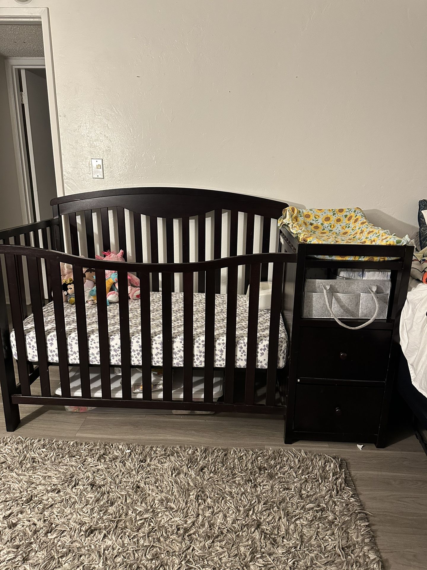 Baby Crib + Changing Table