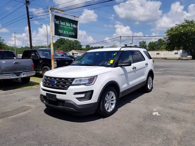 2016 Ford Explorer