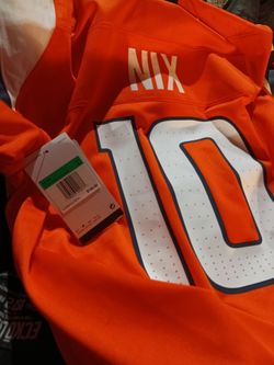 Nix jersey