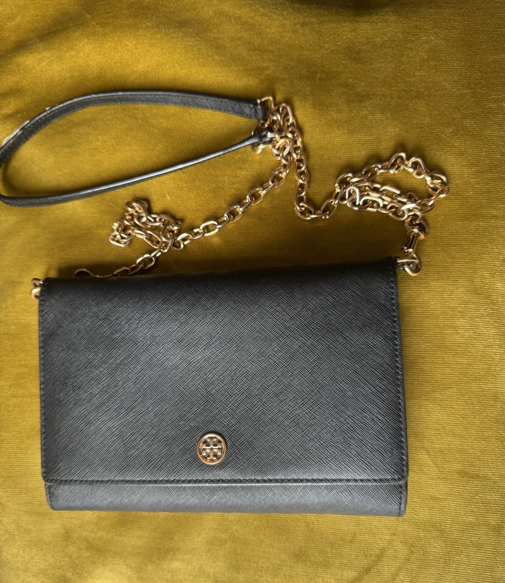 TORY BURCH Crossbody Wallet on Chain 7.5 × 5.5 inch (cash & pick up only) Please see all the pictures