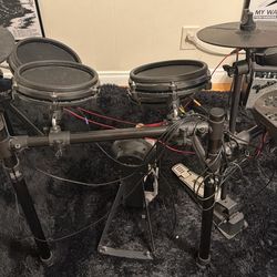 Alesis Mesh Electric Drum Kit